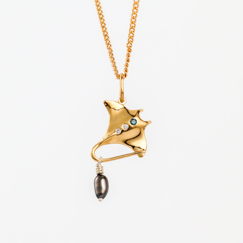 Coral Bay Jewels - 9kyg Manta Ray Pearl Pendant
