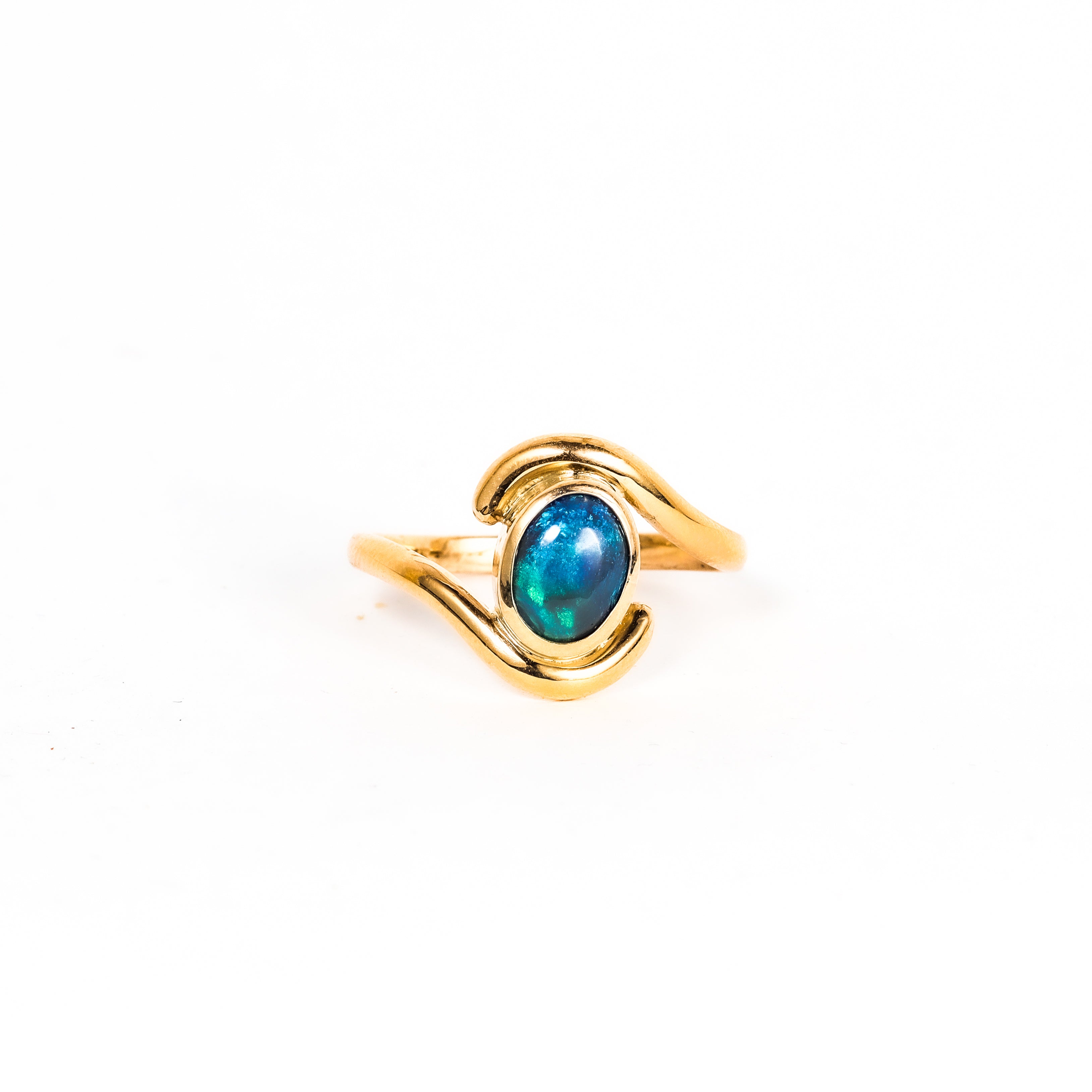 Leon Baker - Handmade 9kyg Solid Opal Ring