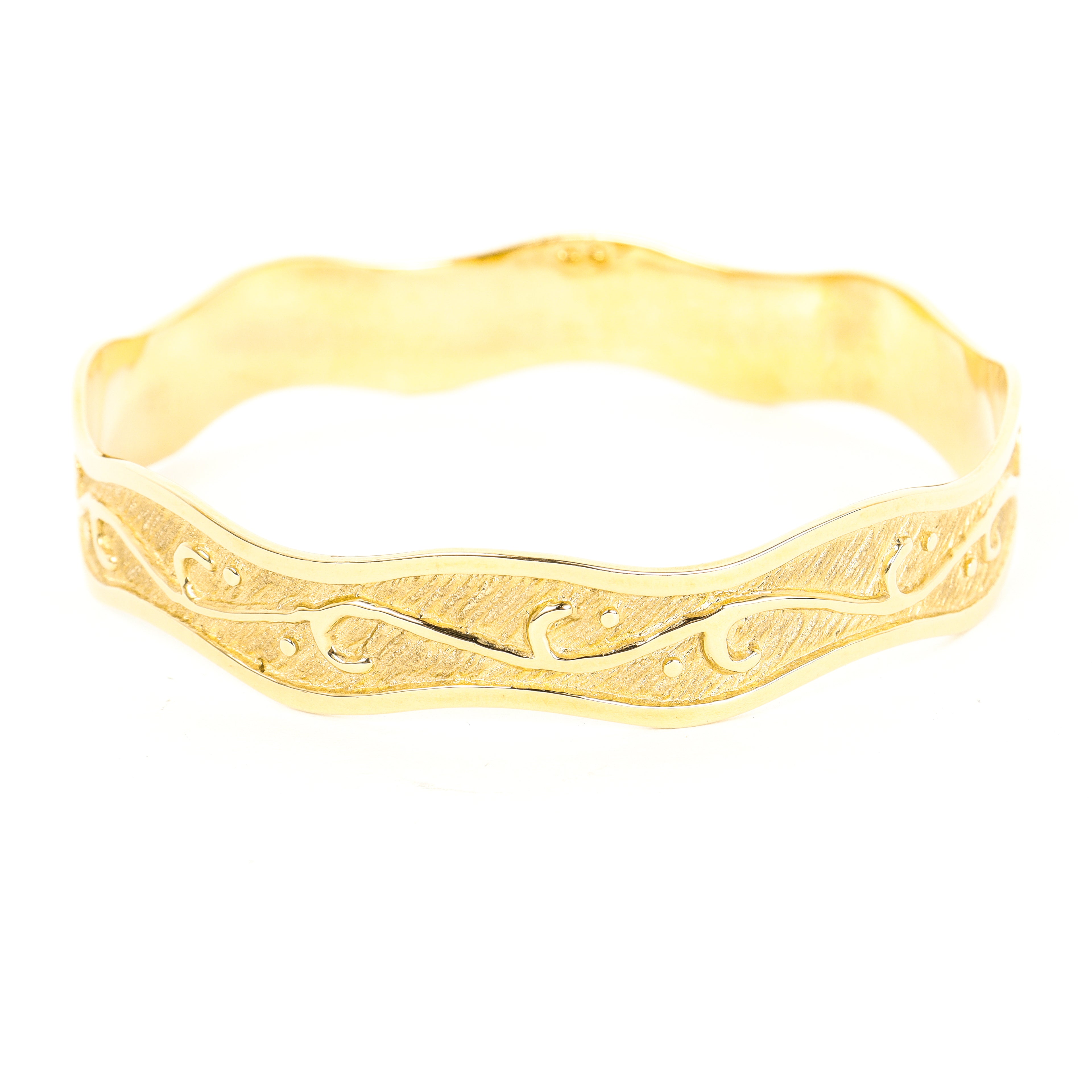 Leon Baker - Gold Molten Bangle