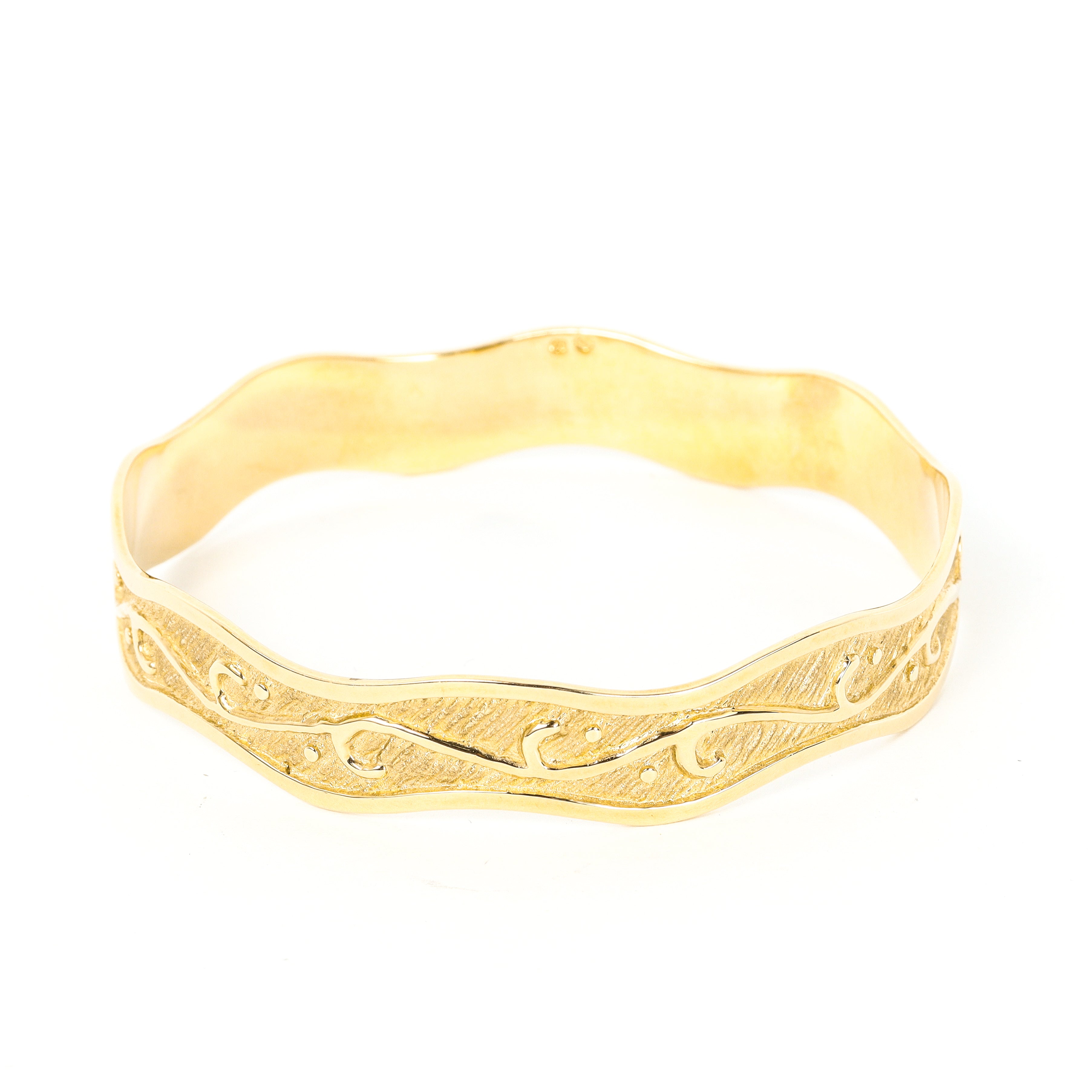 Leon Baker - Gold Molten Bangle