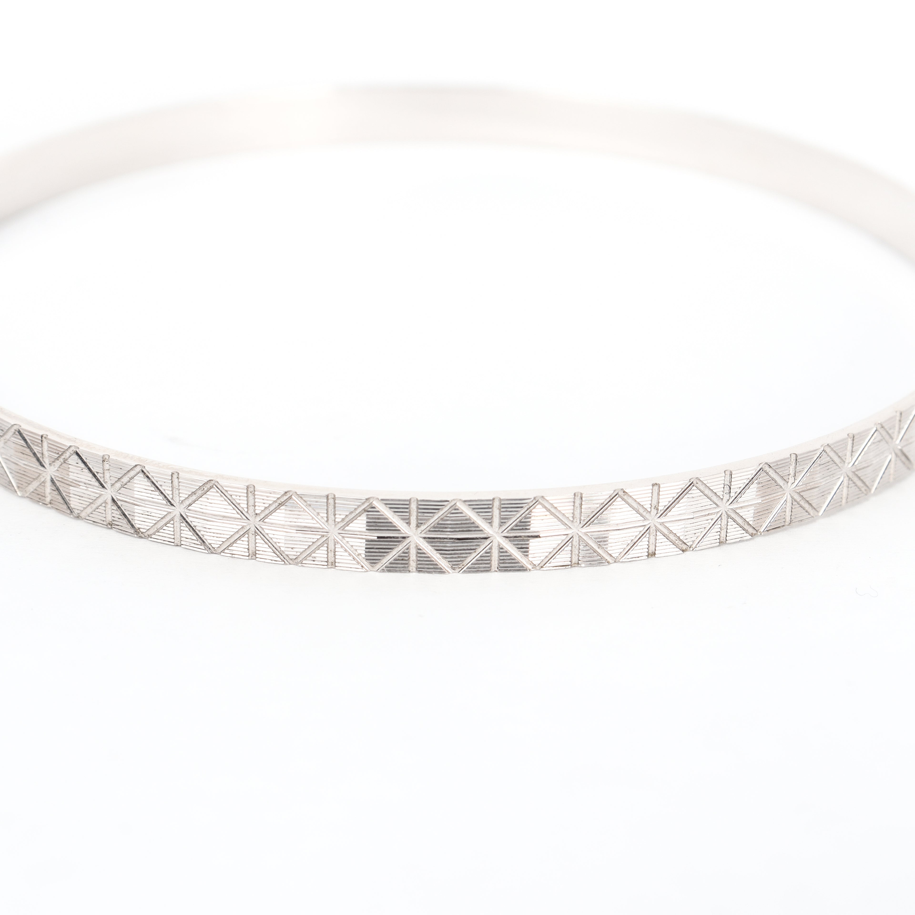 Leon Baker - Sterling Silver Faceted Round Bangle