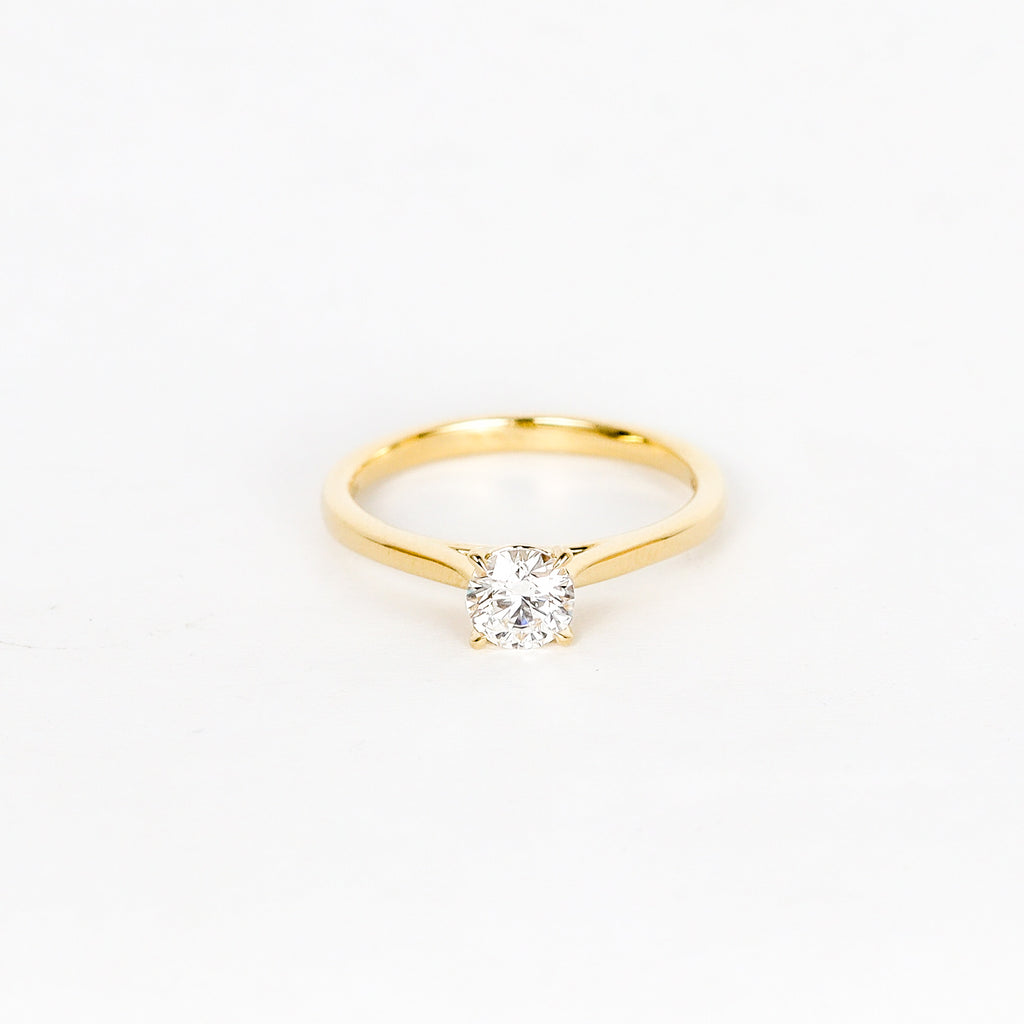 Leon Baker - 9kyg Lab-Grown Diamond Ring