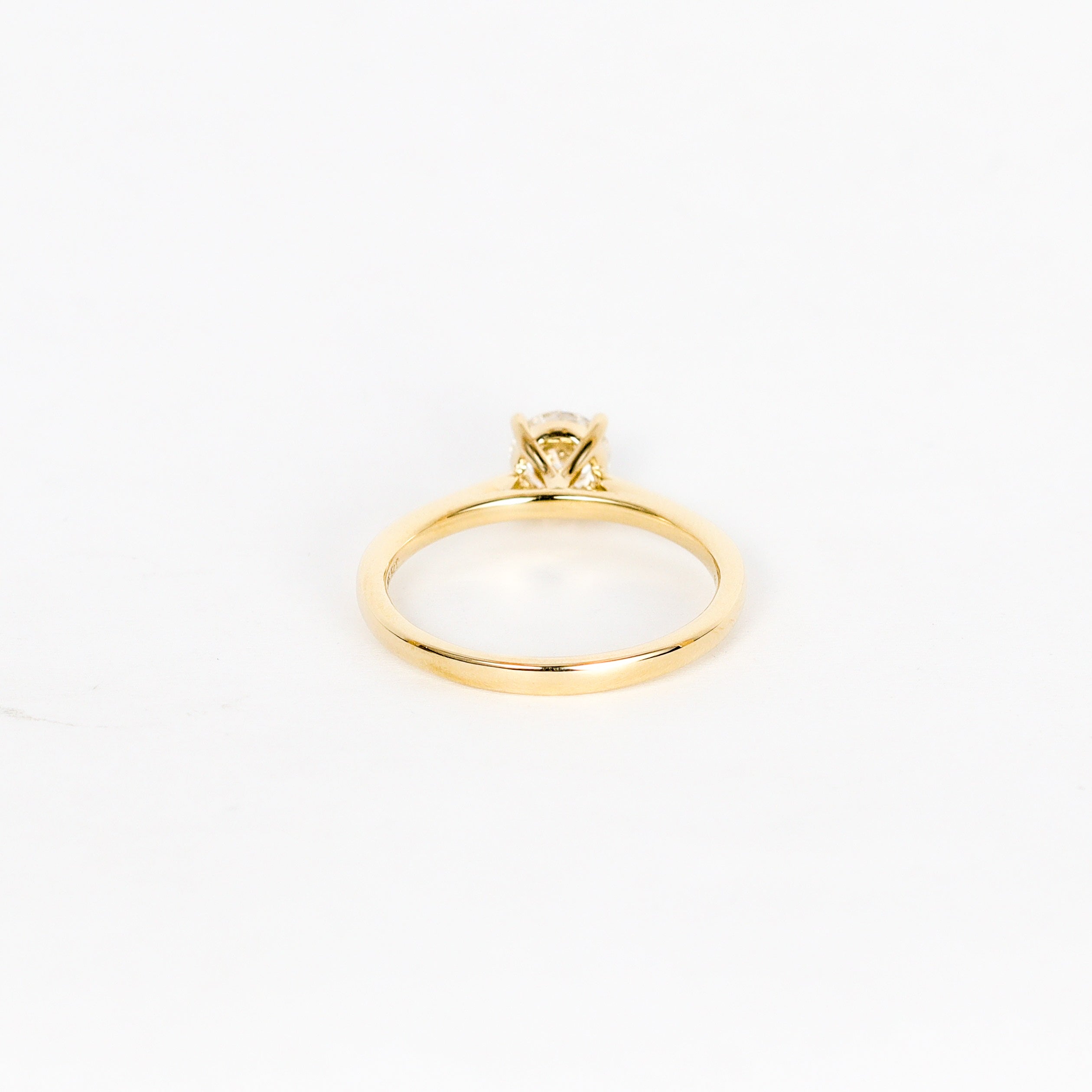 Leon Baker - 9kyg Lab-Grown Diamond Ring