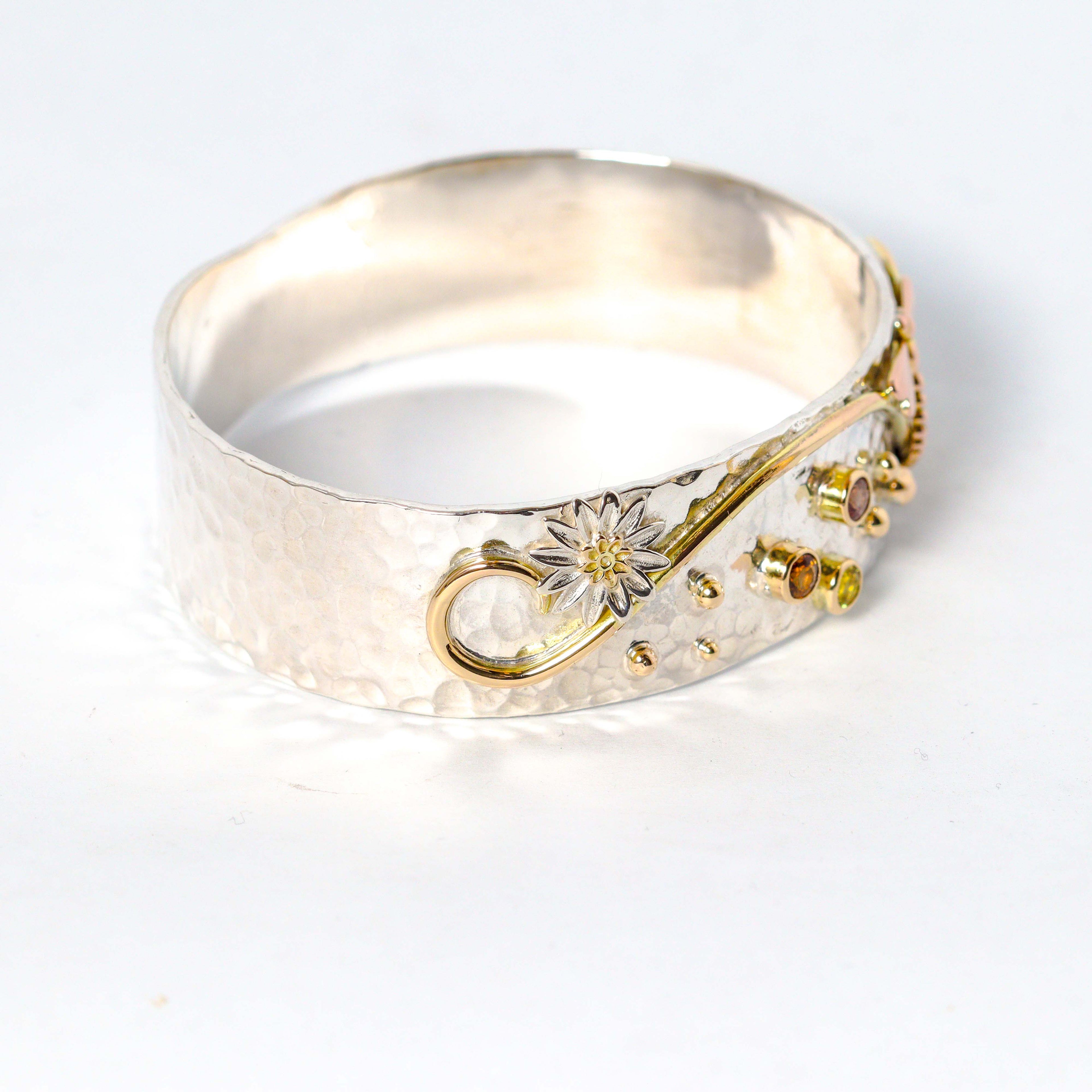 Leon Baker - Wildflower & Dragonfly Sapphire Tri-Colour Bangle