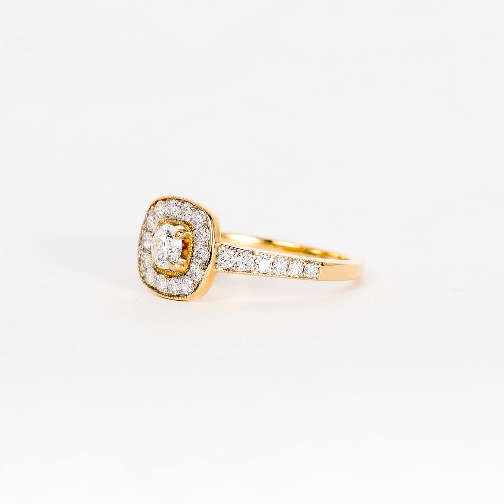 Leon Baker - 18kyg Diamond Square Halo Ring