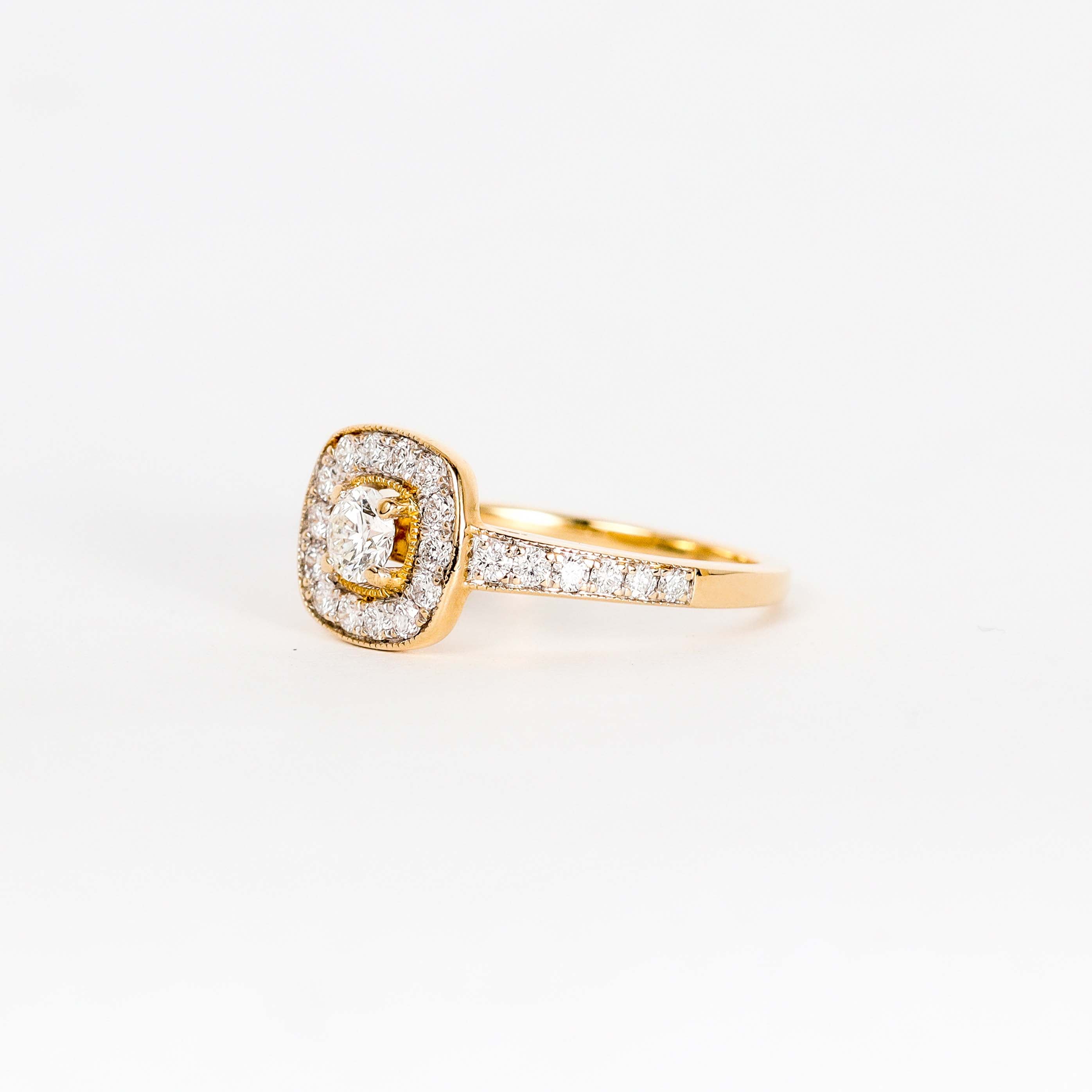 Leon Baker - 18kyg Diamond Square Halo Ring