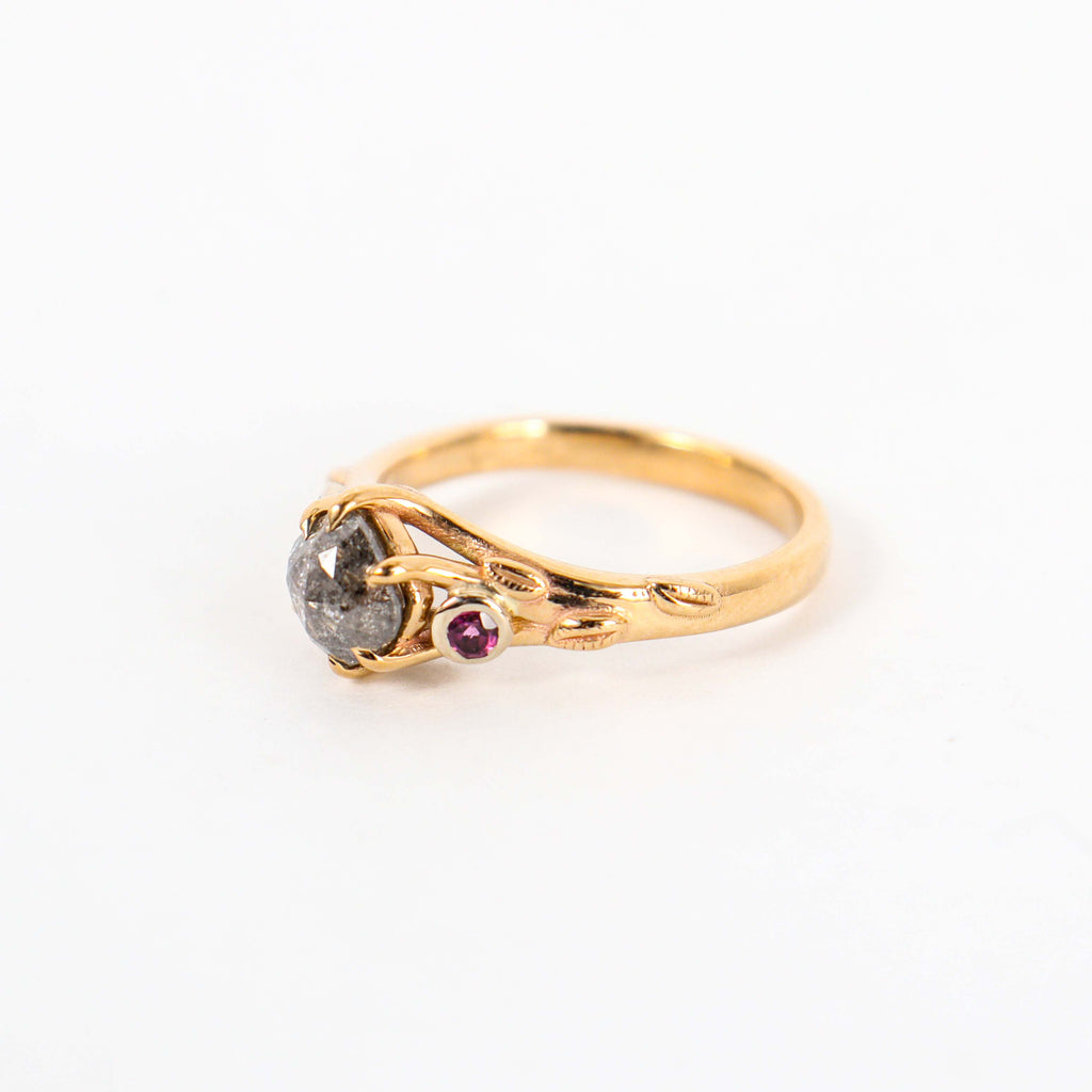 Leon Baker  - 9kyg Natural Cushion Cut Salt and Pepper Diamond Ring