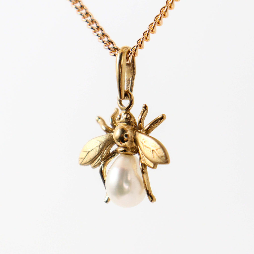 Leon Baker - 9kyg Firefly Pendant with Freshwater Drop Pearl
