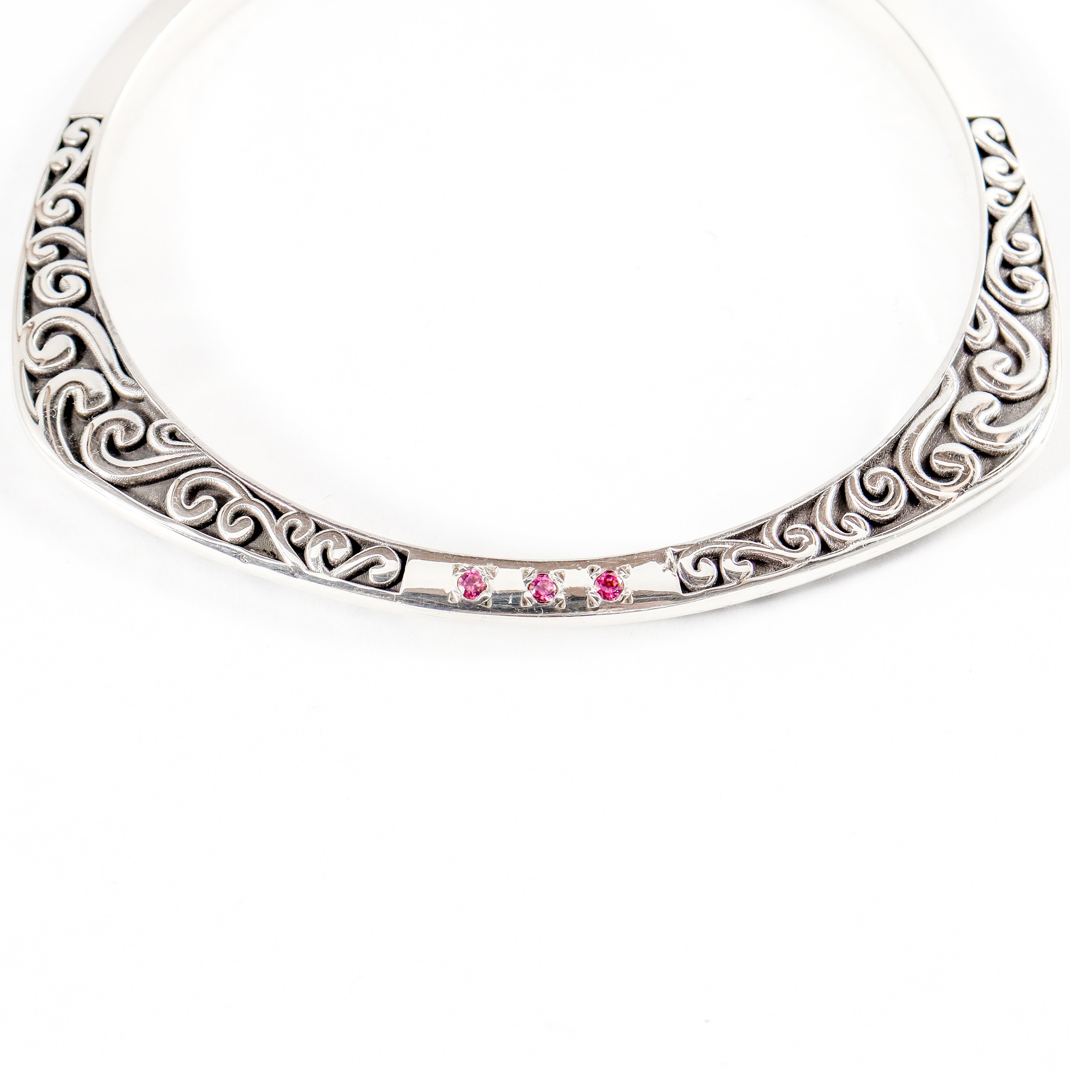Leon Baker - Handmade Sterling Silver Trilobal Bracelet with Swirls