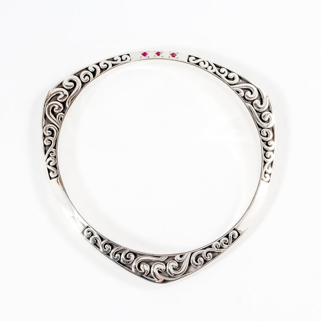 Leon Baker - Handmade Sterling Silver Trilobal Bracelet with Swirls