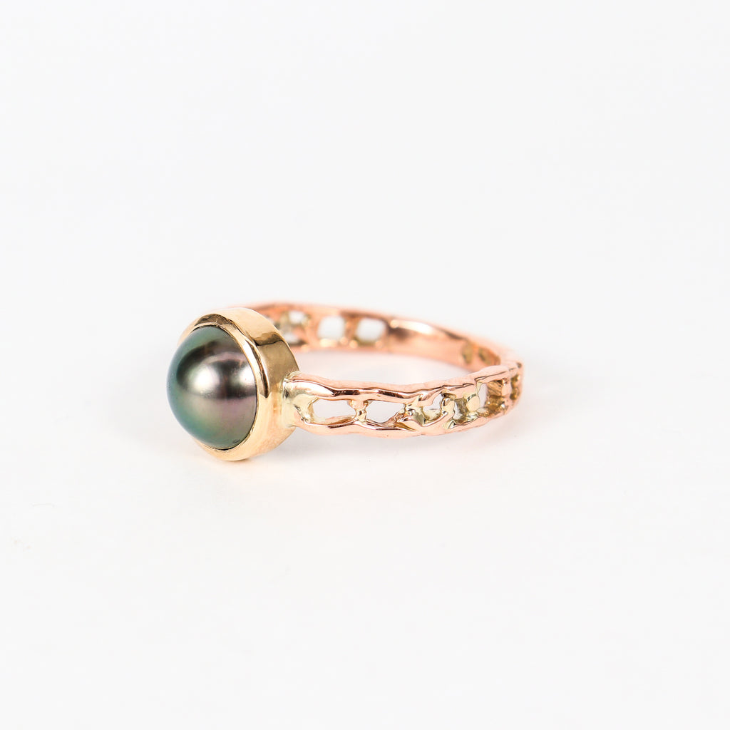 Coral Bay Jewels -  Handmade Two-tone 9kyg/9krg Abrolhos Pearl Ring