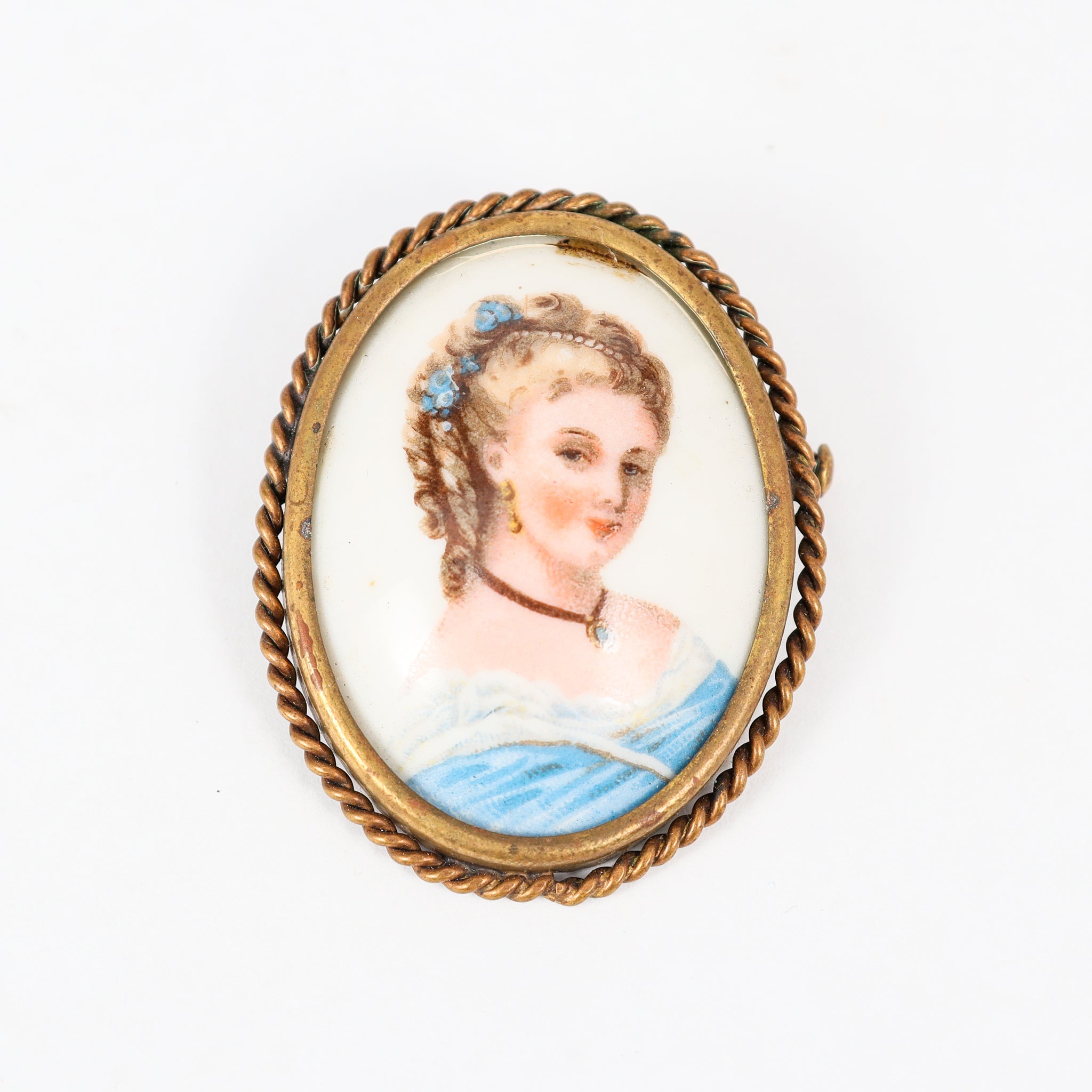 Leon Baker - Vintage Limoges Queen Brooch