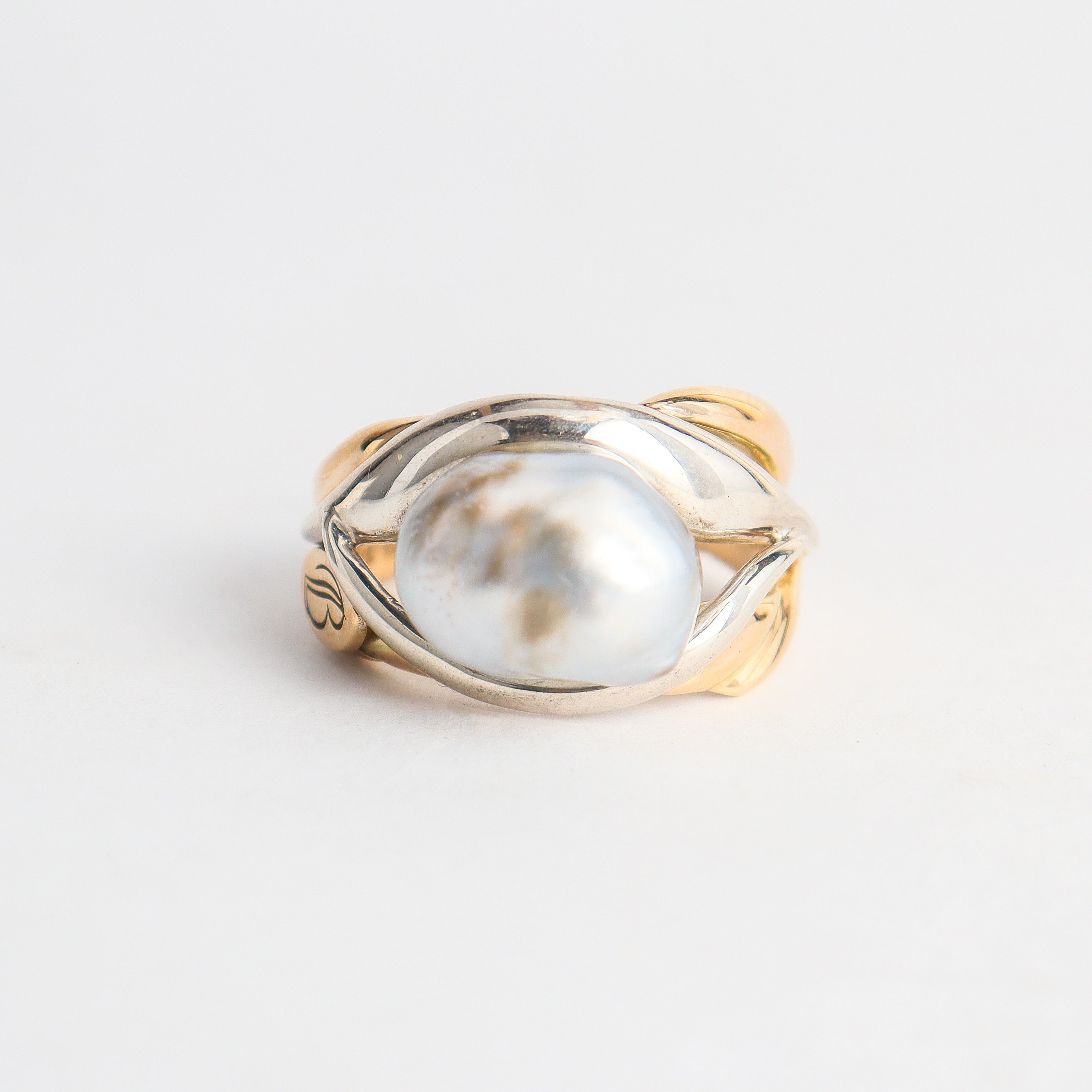 Coral Bay Jewels - Silver & Gold Keshi Pearl Ring