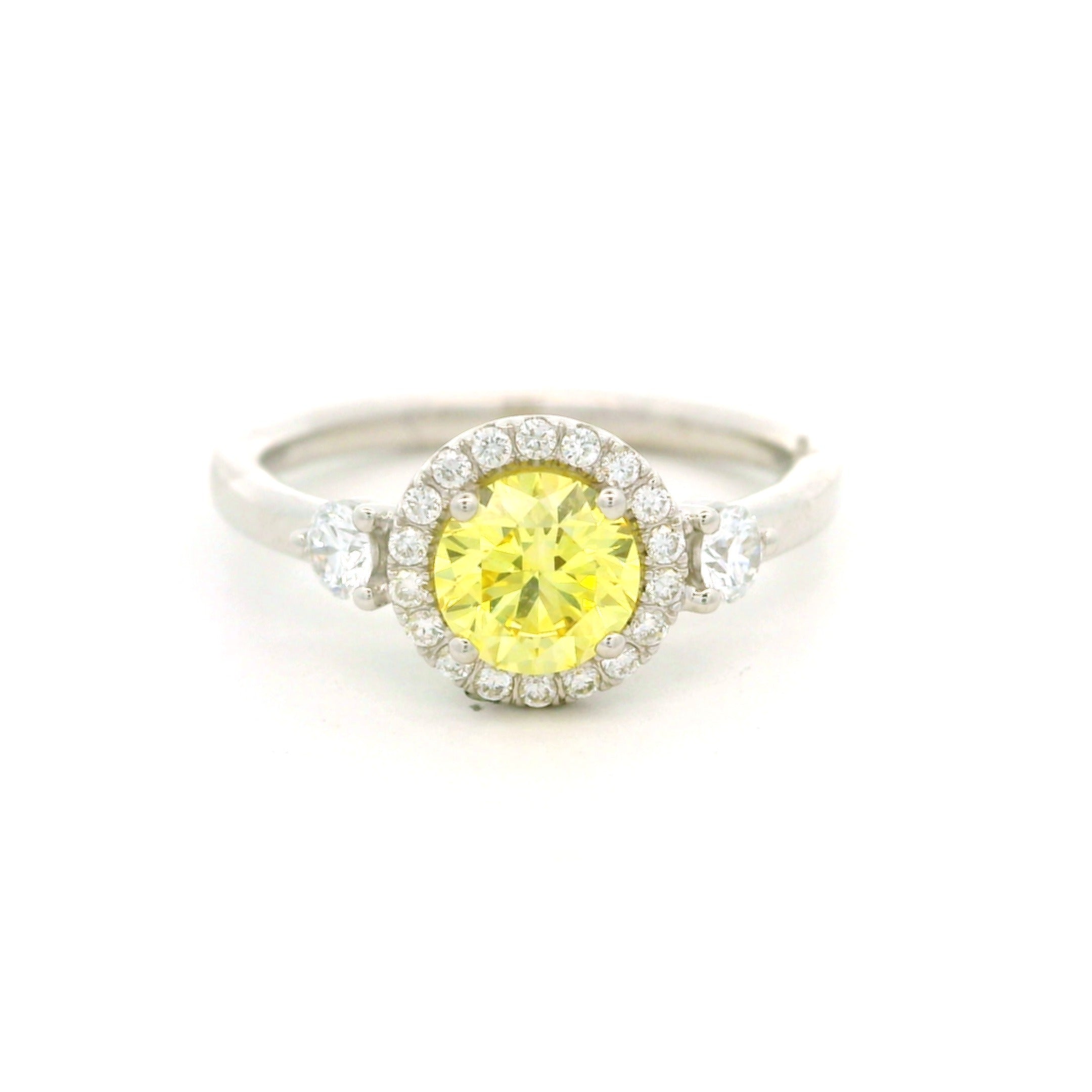 Leon Baker - 9kwg Yellow & White Lab Diamond Halo Ring