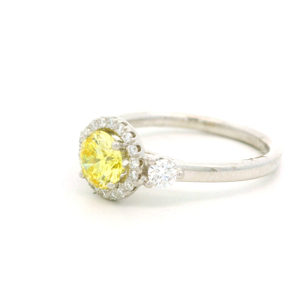 Leon Baker - 9kwg Yellow & White Lab Diamond Halo Ring